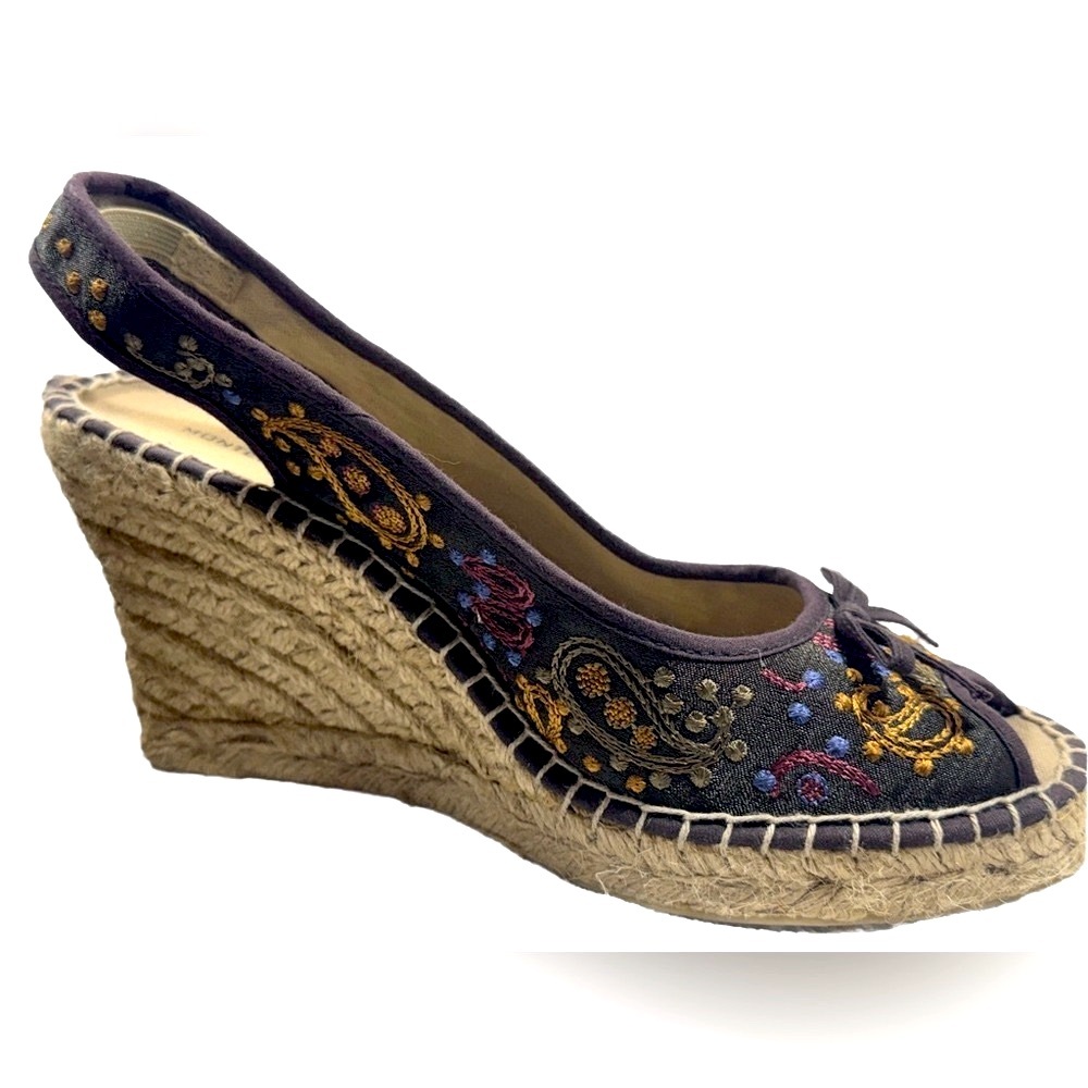 Montenegro Bay Club Women’s brown embroidered peep toe sandal 6W